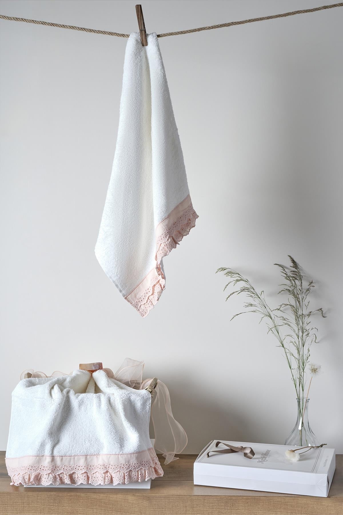 Irena 2-Piece Face Towel Gift Set (50 x 80 cm)