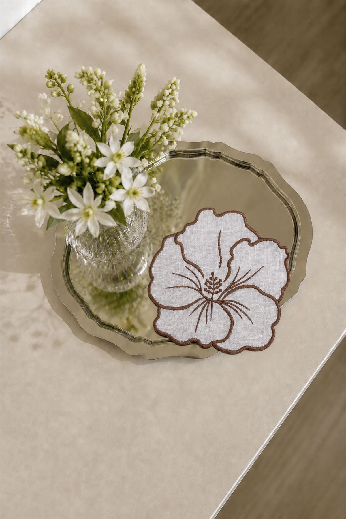 Lily Coaster