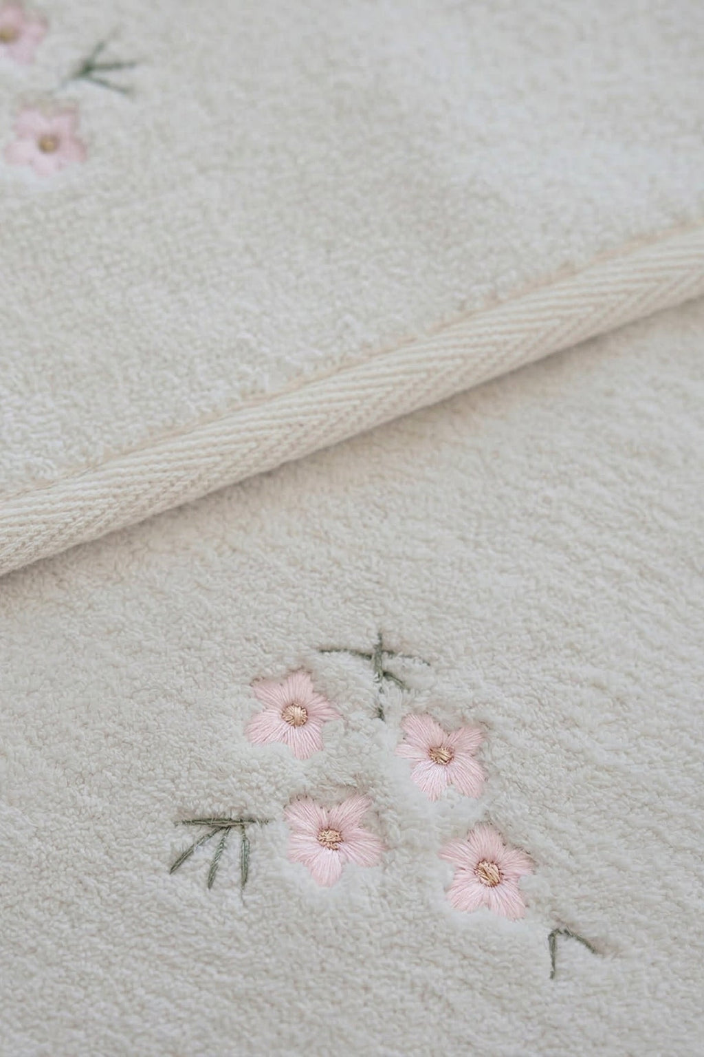 Nadia Daisy Embroidered 2-Piece Mat Set (60 x 100 cm)