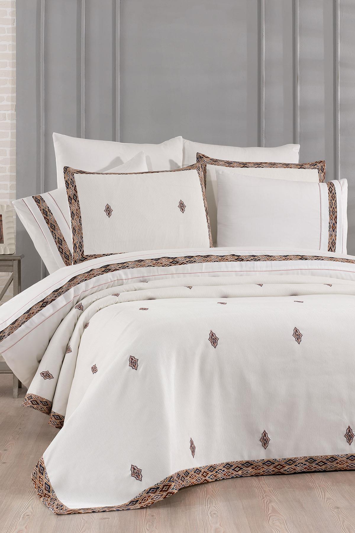 Arden Ethnic Patterned Double 9-Piece Duvet Cover + Quilt Set