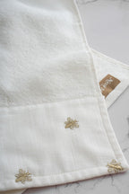 Bee Life Bee Embroidered Hand Towel (30 x 50 cm)