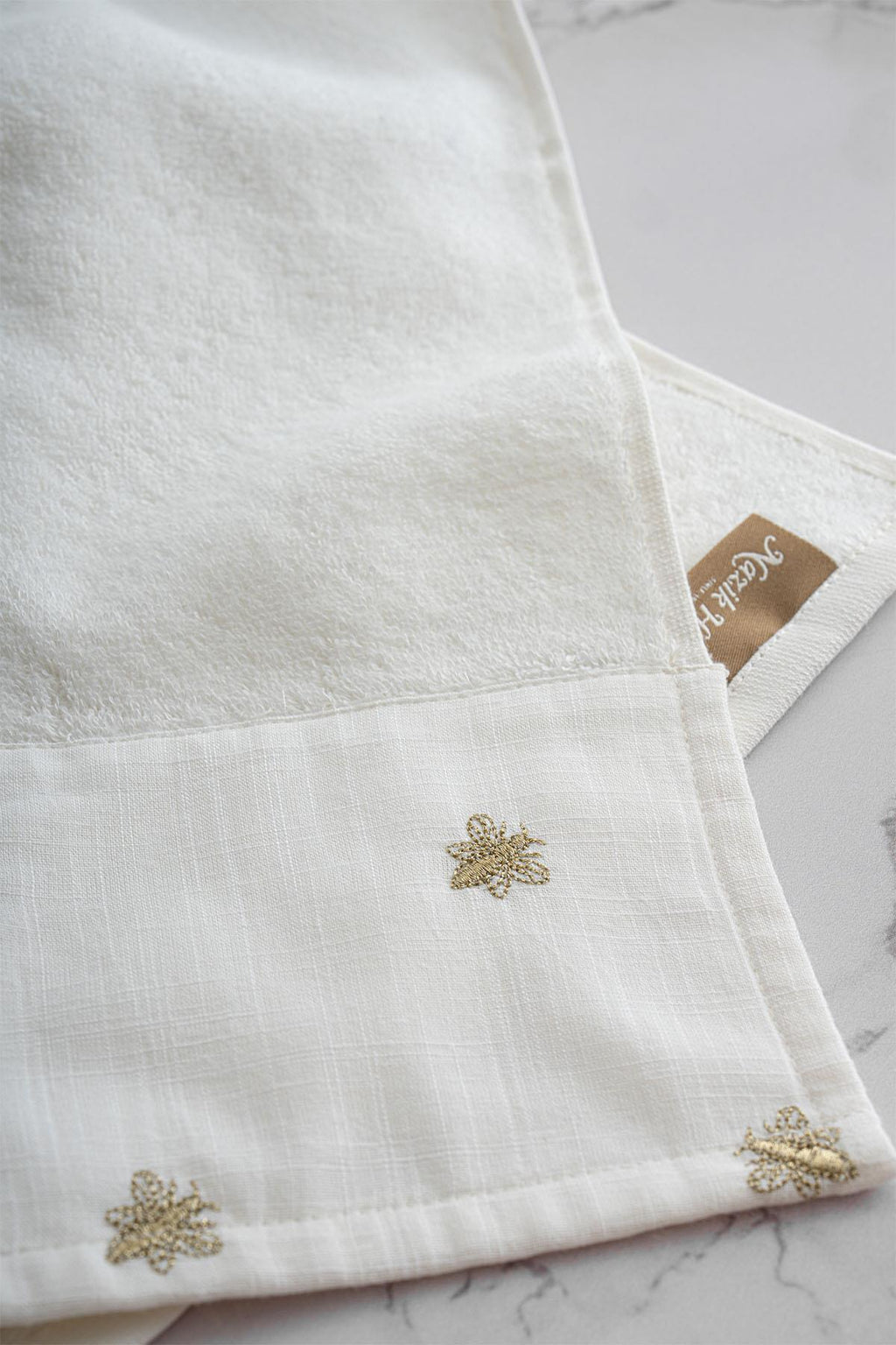 Bee Life Bee Embroidered Face Towel (50 x 90 cm)