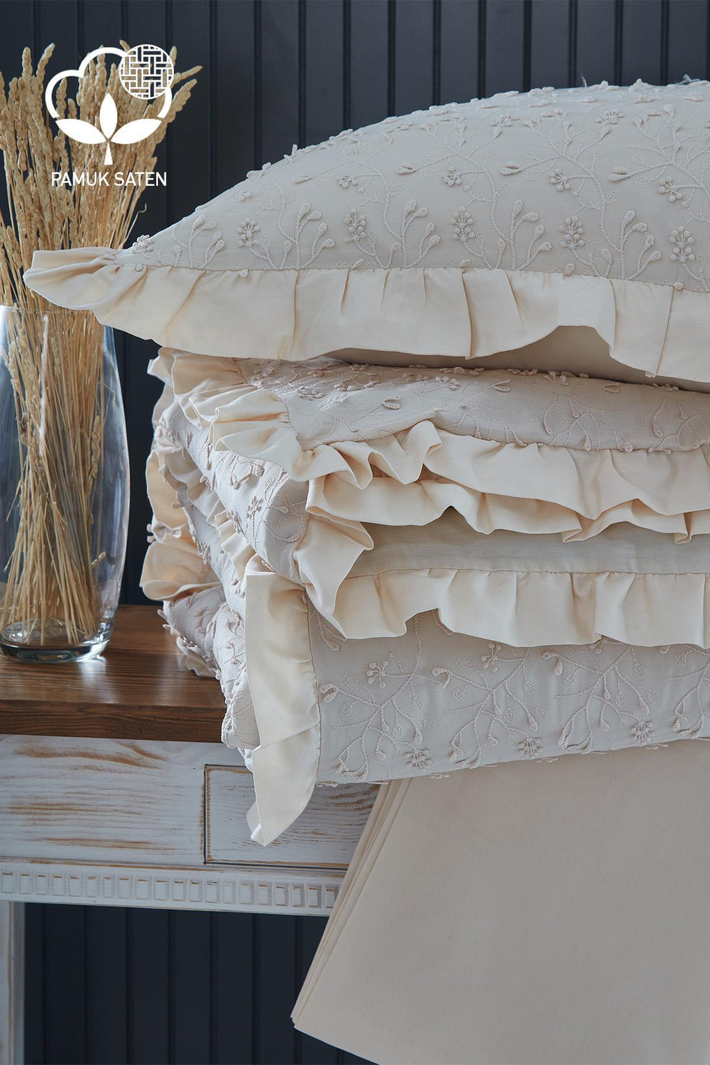 Celine İşlemeli Pamuk Saten Çift Kişilik 6 Parça Nevresim Takımı - Nazik Home - Yuvama Değer!