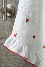 Cherry Embroidered Bath Towel (90 x 150 cm)