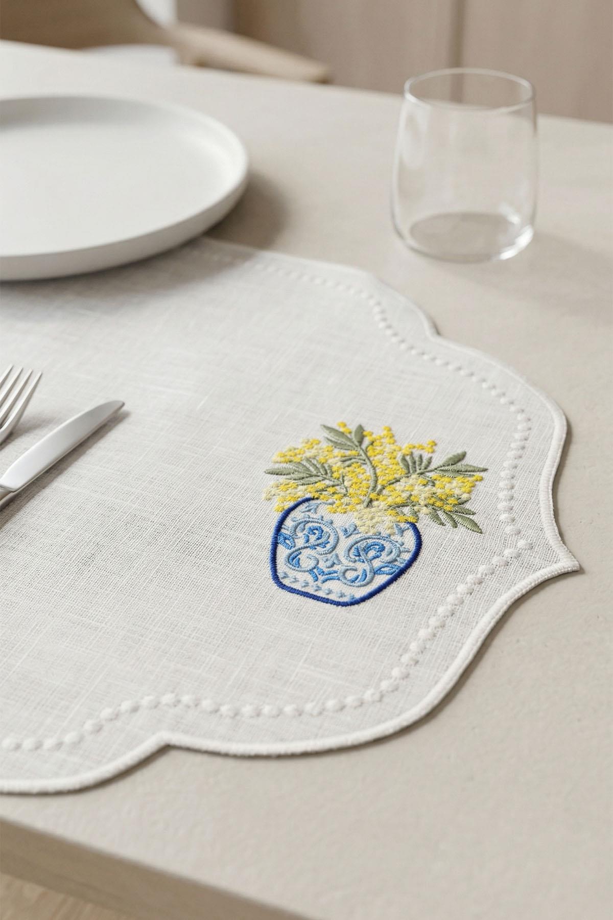 Stain-Resistant Hassle-Free Placemat with Tile Pattern (35 x 50 cm)