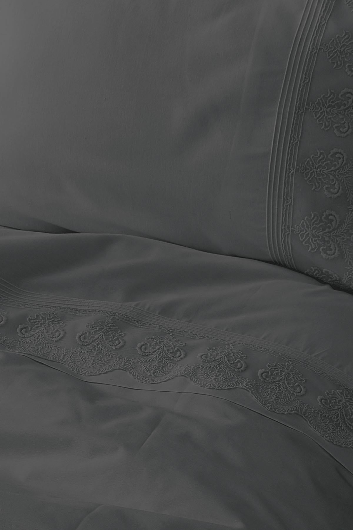 Farah Embroidered Cotton Satin Double 6-Piece Duvet Cover Set