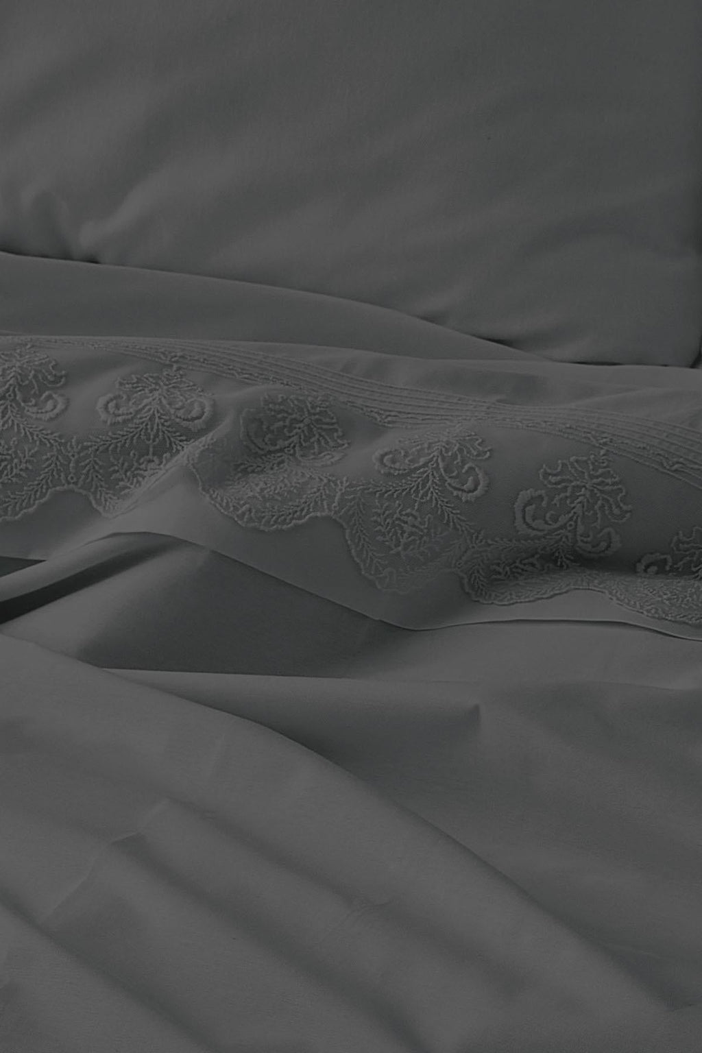 Farah Embroidered Cotton Satin Double 6-Piece Duvet Cover Set