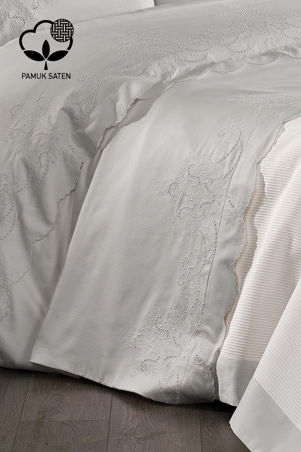 Hanedan İşlemeli Süper King Size 7 Parça Nevresim + Pike Set - Nazik Home - Yuvama Değer!