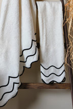 Helena Banyo Havlusu (90 x 150 cm) - Nazik Home - Yuvama Değer!