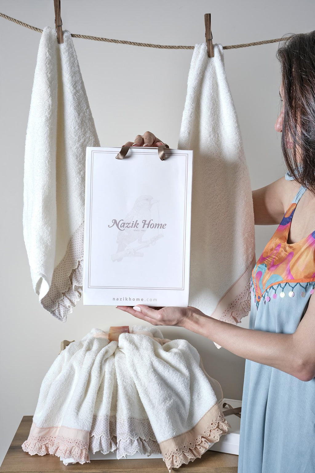 Irena 2-Piece Face Towel Gift Set (50 x 80 cm)