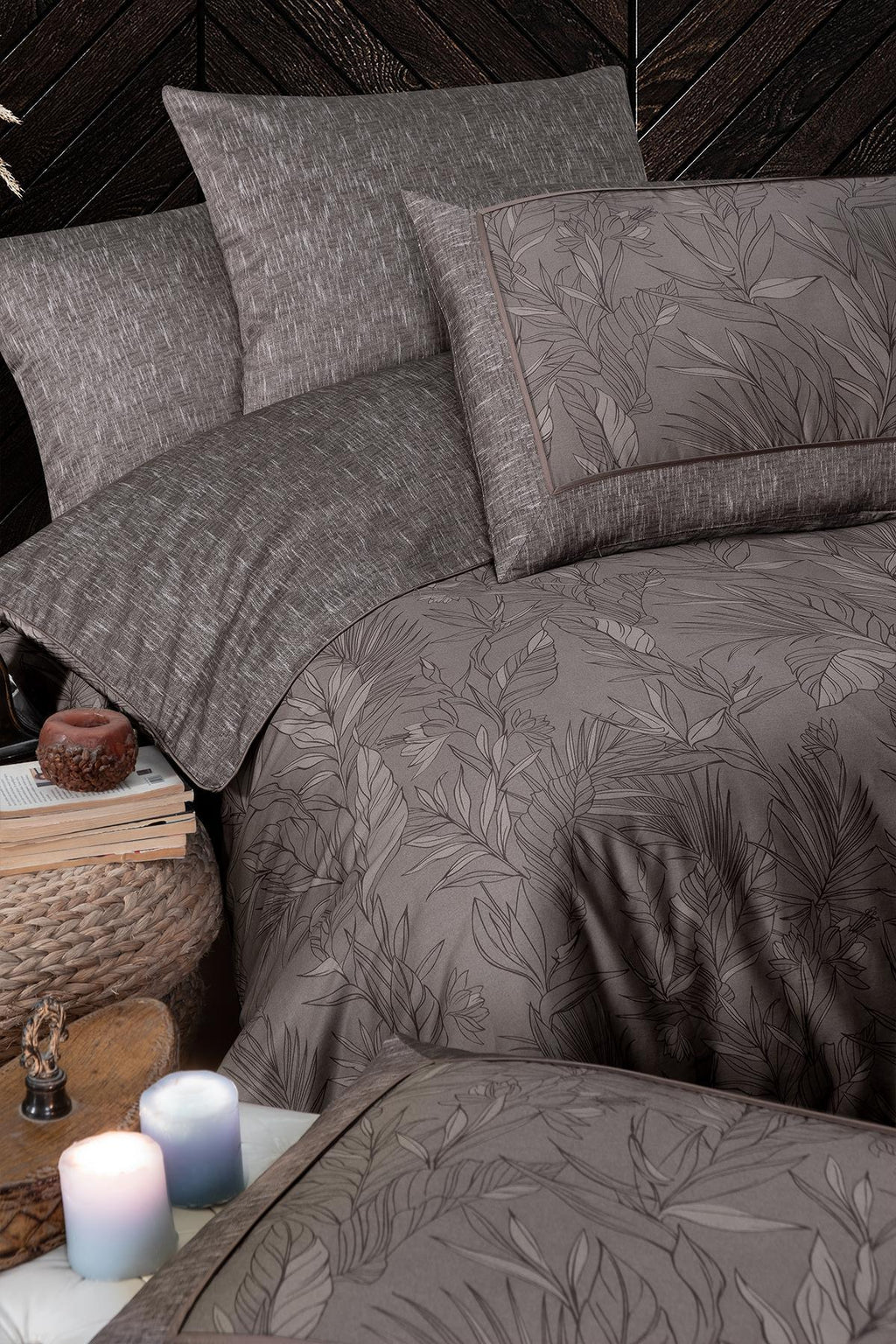 Jazz 300 TC Yaprak Desenli Süper King Size 6 Parça Nevresim Takımı - Nazik Home - Yuvama Değer!