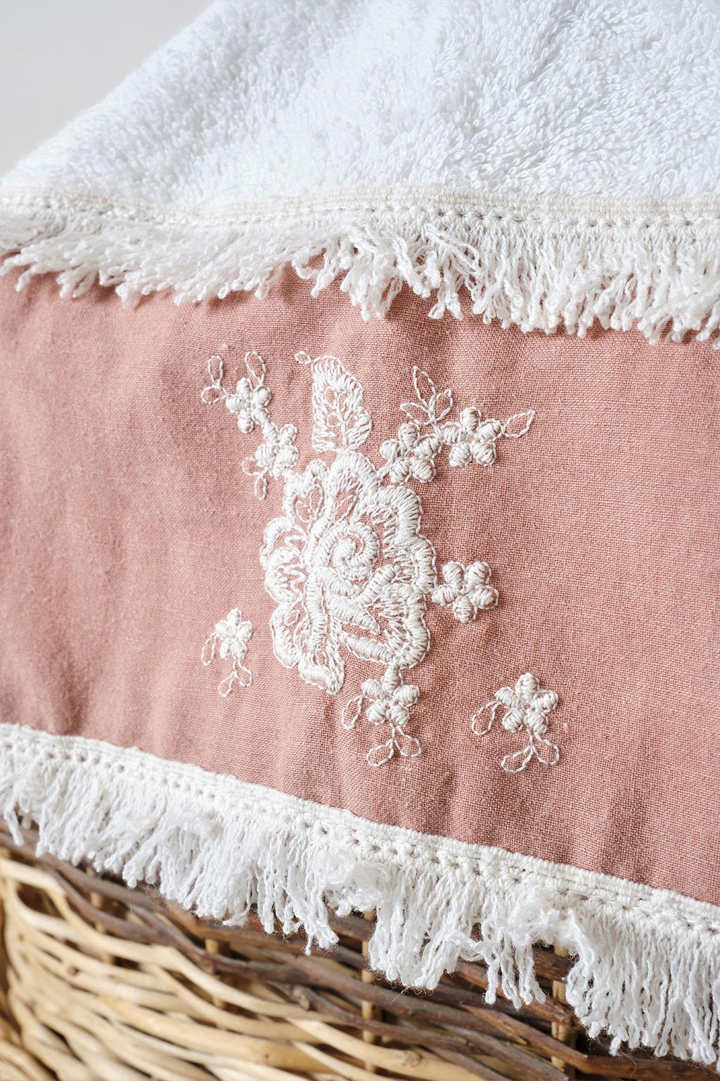 Linea Çiçek Desenli Havlu (50 x 90 cm) - Nazik Home - Yuvama Değer!