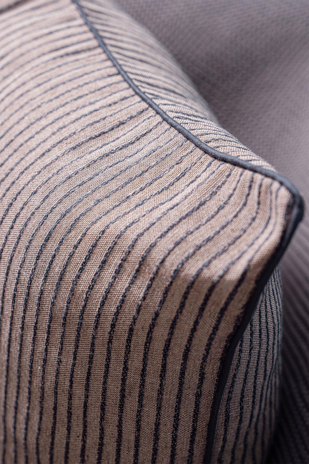 Loris Striped Pillow Cover with Piping Detail (45 x 45 cm)