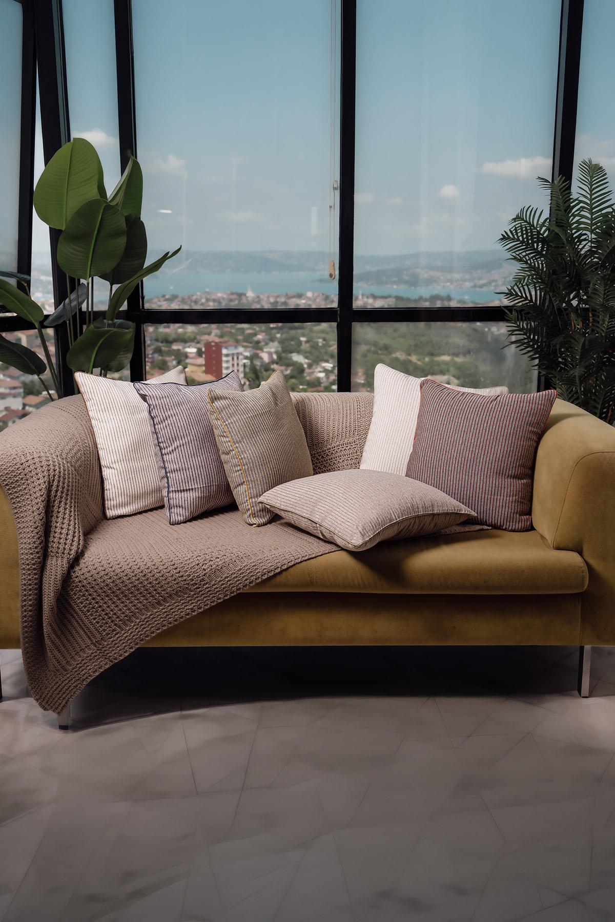Loris Striped Pillow Cover with Piping Detail (45 x 45 cm)