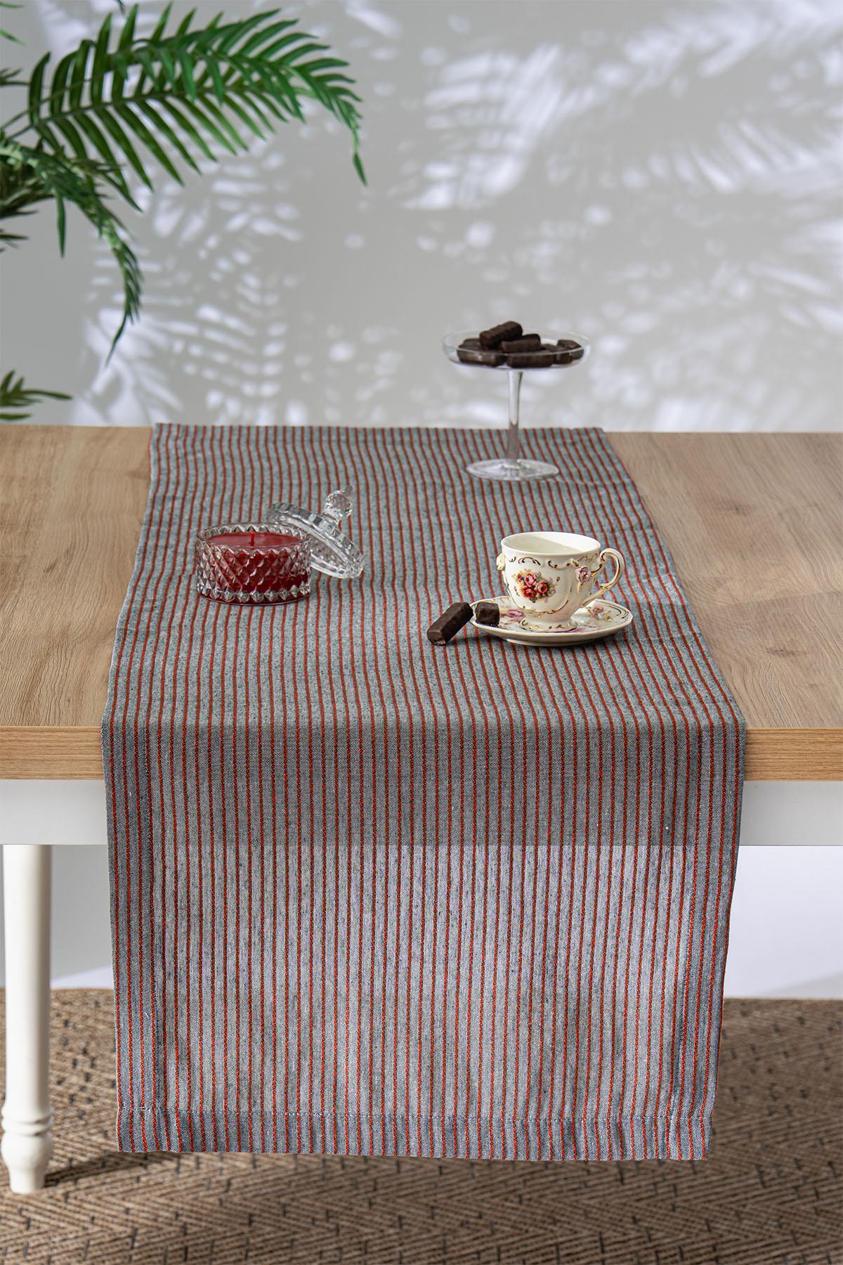 Loris Stain-Resistant Runner (40 x 140 cm)