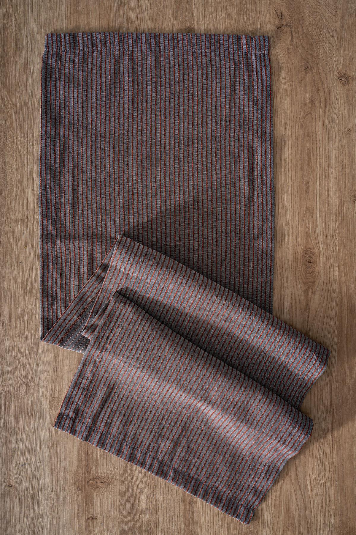 Loris Stain-Resistant Runner (40 x 140 cm)