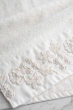 Madeira 3D Knitted Flower Embroidered Bath Towel (90 x 150 cm)