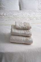 Madeira 3D Knitted Flower Embroidered Double 7 Piece Duvet Cover + Blanket Set