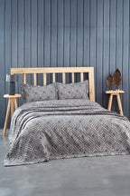 Malta Geometrik Desenli Jakarlı Çift Kişilik Yatak Örtüsü - Nazik Home - Yuvama Değer!