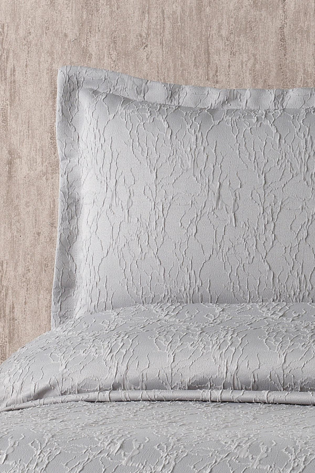 Mitra Embroidered Double Bedspread