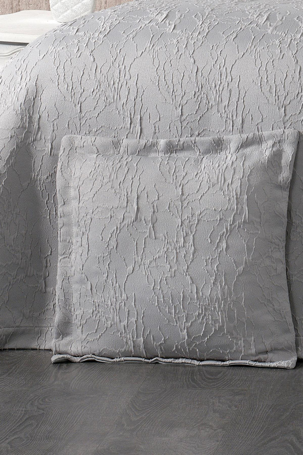 Mitra Embroidered Single Bedspread