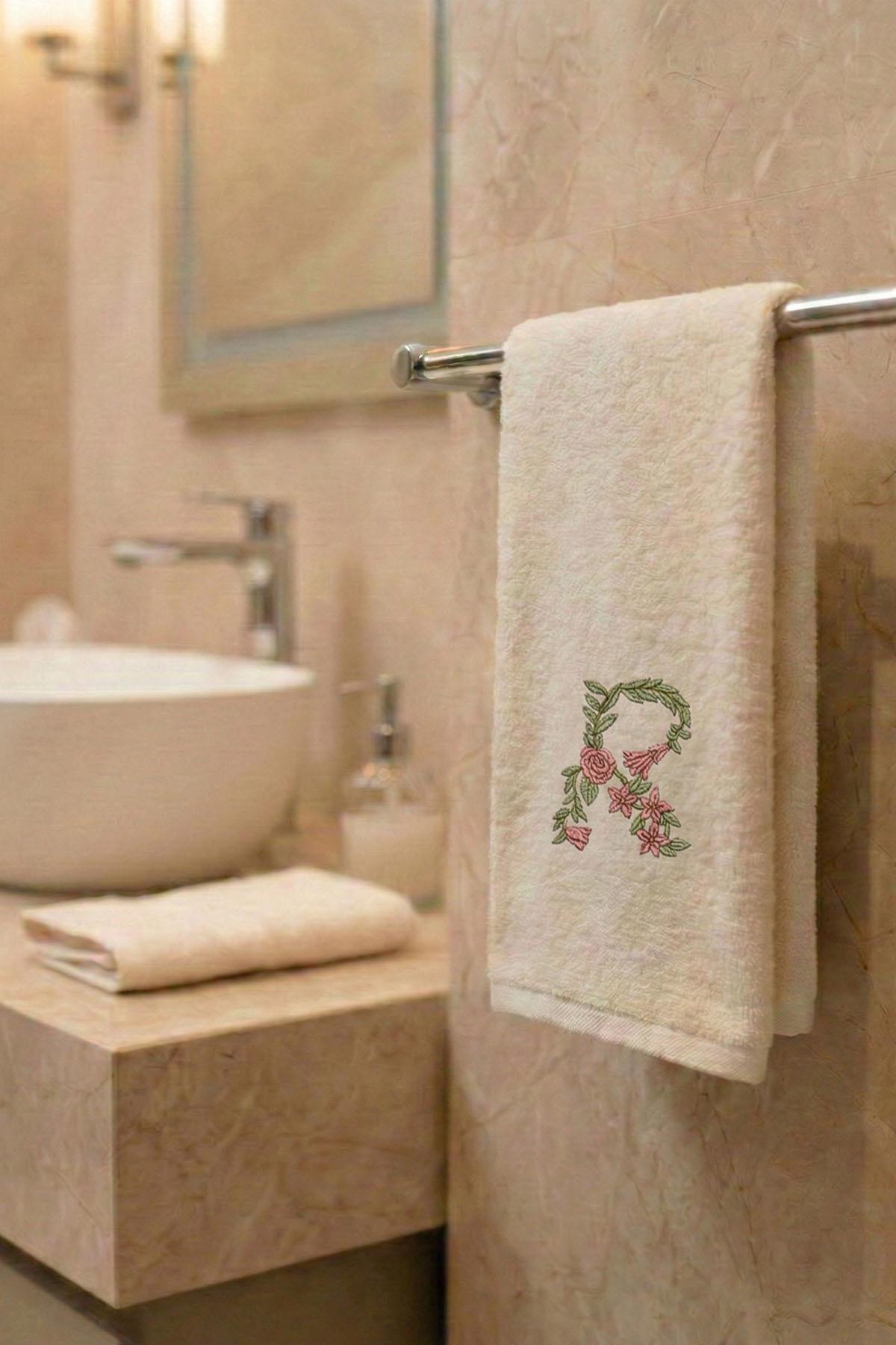 Monogrammed Bamboo Hand Towel (50 x 90 cm)