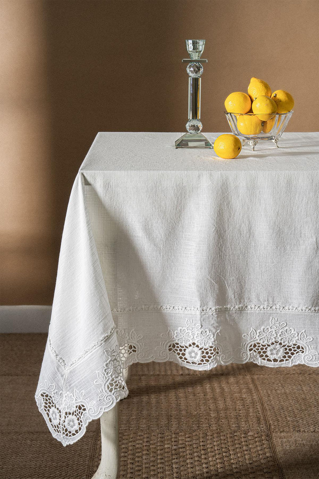 Puerta Flower Embroidered Stain-Resistant, Worry-Free Square Tablecloth (100 x 100 cm)