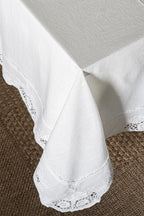 Puerta Flower Embroidered Stain-Resistant, Worry-Free Square Tablecloth (160 x 160 cm)