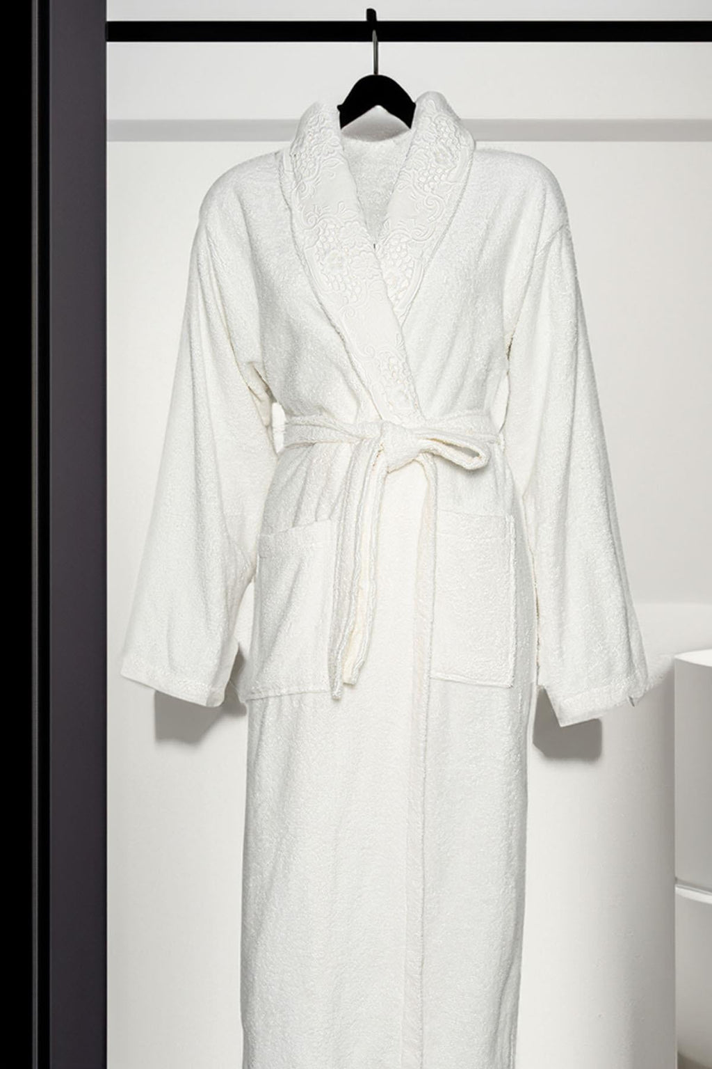 Puerta Women's Bamboo Bathrobe