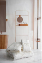 Queen Embroidered Face Towel (50 x 90 cm)