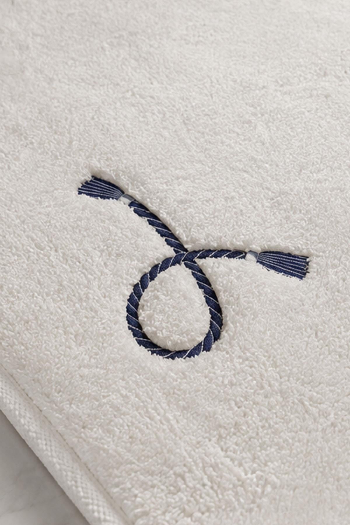 Roman Embroidered 2-Piece Mat Set (60 x 100 cm)