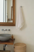 Mother of Pearl Floral Lace Face Towel (50 x 90 cm)