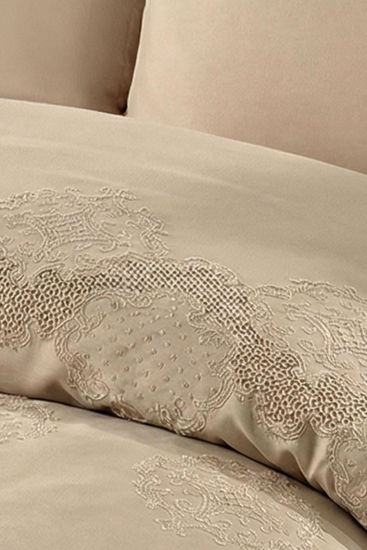 Simena Embroidered Cotton Satin Double 6-Piece Duvet Cover Set