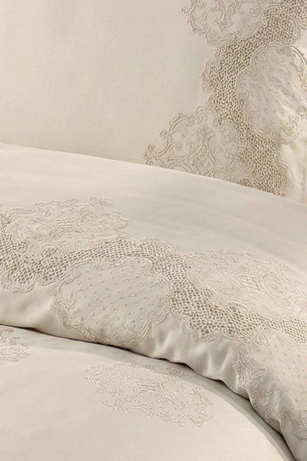 Simena Embroidered Cotton Satin Double 6-Piece Duvet Cover Set