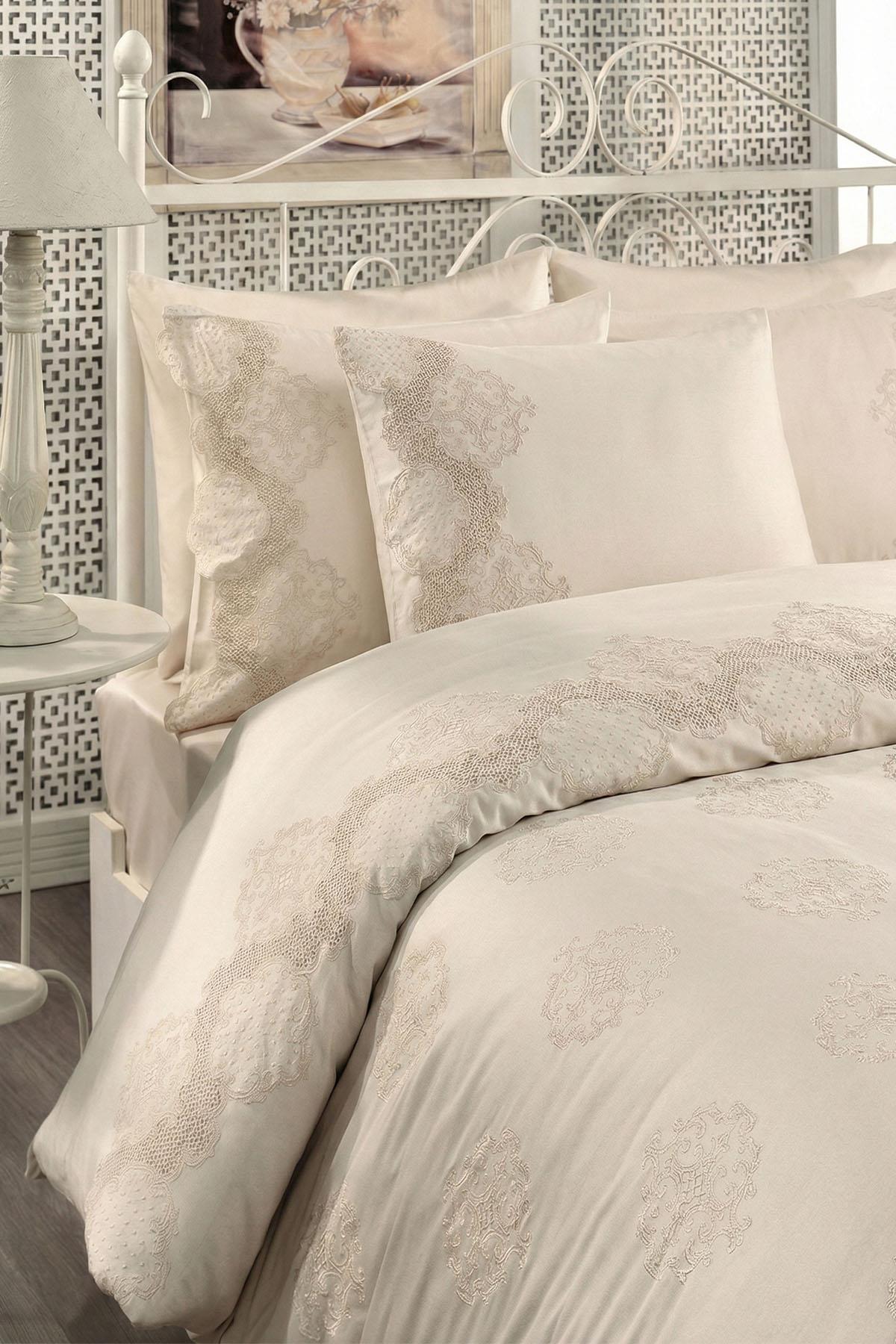 Simena Embroidered Cotton Satin Super King Size 6-Piece Duvet Cover Set