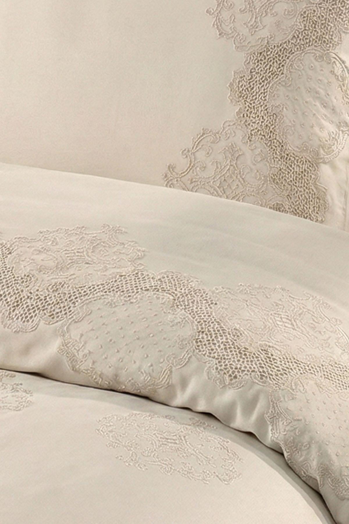 Simena Embroidered Cotton Satin Super King Size 6-Piece Duvet Cover Set