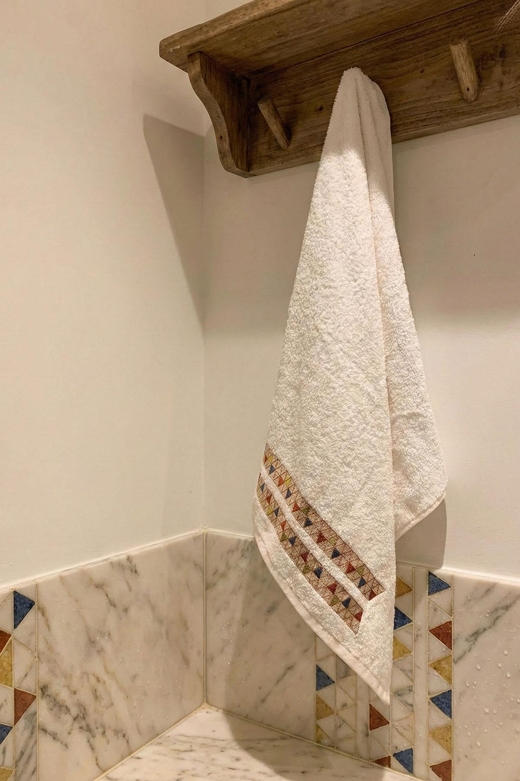 Tria Tile Pattern Face Towel (50 x 90 cm)