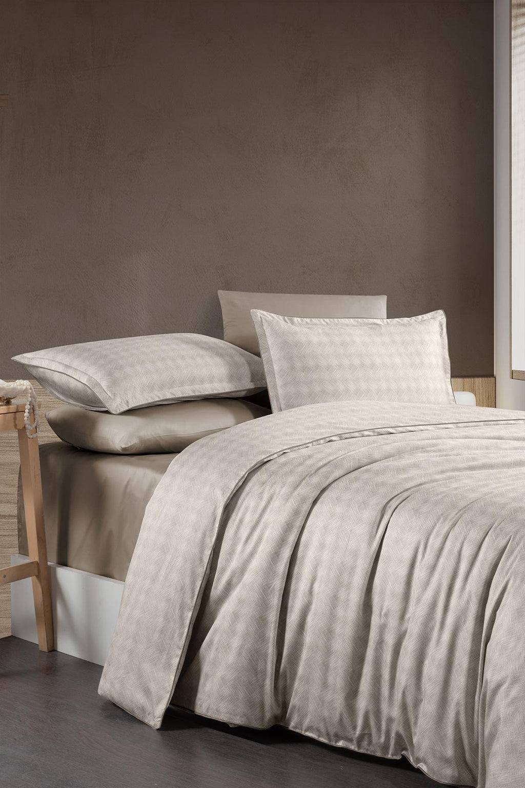 Tulip 300 TC Karo Desenli Süper King Size 6 Parça Nevresim Takımı - Nazik Home - Yuvama Değer!