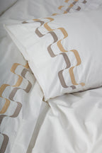 Vella Zigzag Embroidered Double 6-Piece Duvet Cover Set