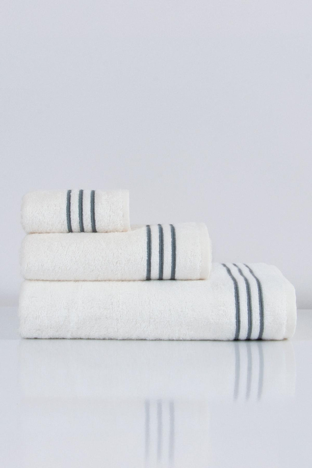 Zen Çizgi Nakışlı El Havlusu (30 x 50 cm) - Nazik Home - Yuvama Değer!